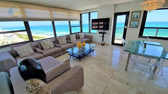 Alexander 1402 2 Bedroom Apts by RedAwning