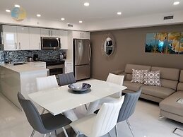 Alexander 1003 4 Bedroom Apts by RedAwning