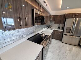 Alexander 1103 4 Bedroom Apts by RedAwning