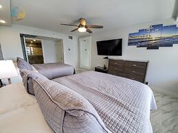 Alexander 1103 4 Bedroom Apts by RedAwning