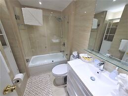 Alexander 1620 3 Bedroom Apts by RedAwning