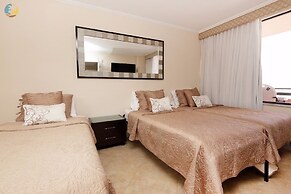 Alexander 1620 3 Bedroom Apts by RedAwning