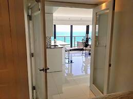 Alexander 1101 2 Bedroom Apts by RedAwning