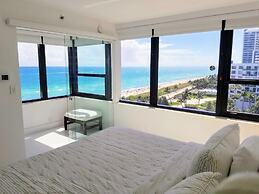 Alexander 1101 2 Bedroom Apts by RedAwning