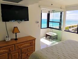 Alexander 1101 2 Bedroom Apts by RedAwning