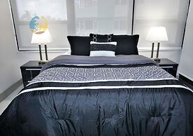 Alexander 518 4 Bedroom Apts by RedAwning