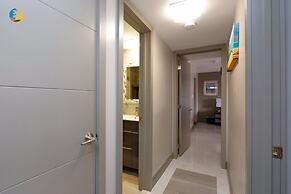 Alexander 519 3 Bedroom Apts by RedAwning