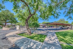 Riverside Condo Ss 4b 1 Bedroom Condo by RedAwning