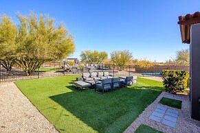 Lone Mountain Casita 1 Bedroom Home by RedAwning