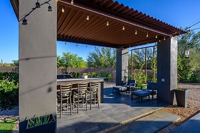 Lone Mountain Casita 1 Bedroom Home by RedAwning