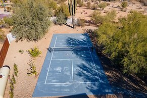 Lone Mountain Casita 1 Bedroom Home by RedAwning