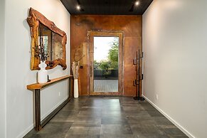 Lone Mountain Casita 1 Bedroom Home by RedAwning