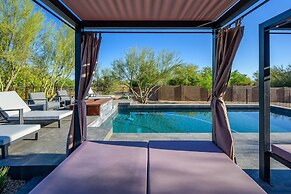 Lone Mountain Casita 1 Bedroom Home by RedAwning