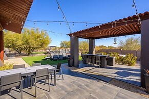 Lone Mountain Casita 1 Bedroom Home by RedAwning