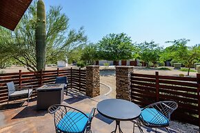 Lone Mountain Casita 1 Bedroom Home by RedAwning