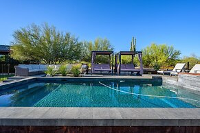 Lone Mountain Casita 1 Bedroom Home by RedAwning