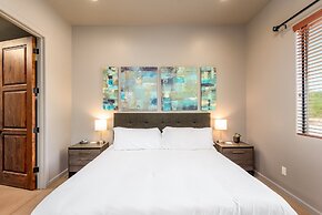 Lone Mountain Casita 1 Bedroom Home by RedAwning