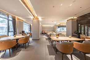 Holiday Inn Express Shanghai Expo Centre by IHG