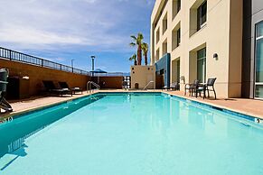 Holiday Inn Express & Suites Palm Desert -  Millennium by IHG