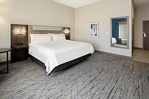 Holiday Inn Express & Suites Palm Desert -  Millennium by IHG