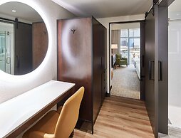 Embassy Suites by Hilton Nashville Downtown