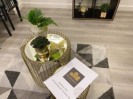 Newpointe Luxury Serviced Apartment at the Atrium