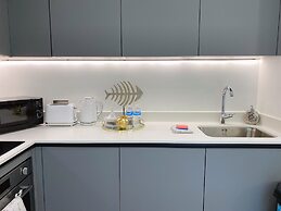 Newpointe Luxury Serviced Apartment at the Atrium