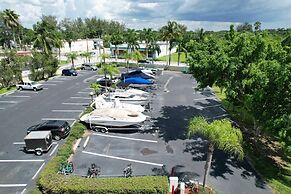 Palm Beach Landings A606