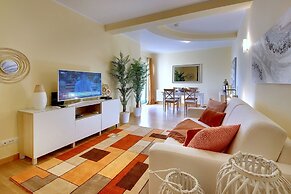 Marina Ocean Residence