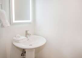 Highlands Slopeside #221 3 Bedroom Condo by RedAwning