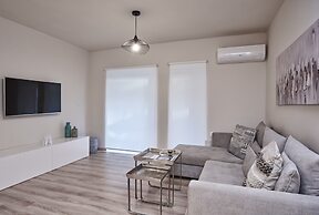 Charitos II Chic n modern 2BD Apt