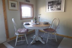 Charming 1-bed Garden Lodge in Boyndie, Banff