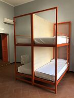 H Hostel Friendly Accommodation