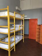 H Hostel Friendly Accommodation
