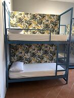 H Hostel Friendly Accommodation