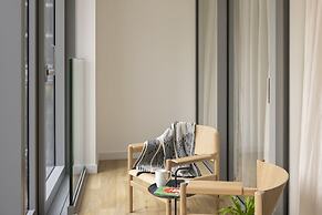 Cove Landmark Pinnacle