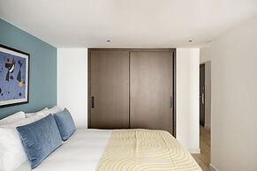 Cove Landmark Pinnacle