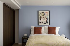 Cove Landmark Pinnacle