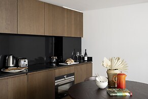 Cove Landmark Pinnacle