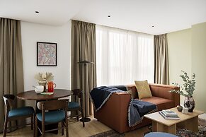 Cove Landmark Pinnacle