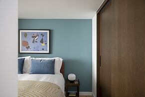 Cove Landmark Pinnacle