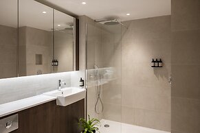 Cove Landmark Pinnacle