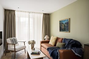 Cove Landmark Pinnacle