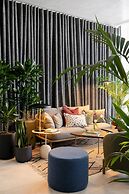 Cove Landmark Pinnacle