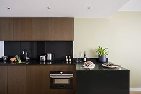 Cove Landmark Pinnacle