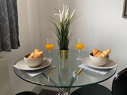 Stunning 4-bed House in Derby