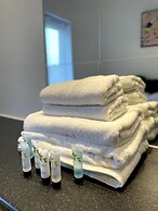 Stunning 4-bed House in Derby