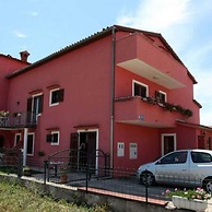 Simple Apartment a3 for 5 Guests in Vrvari, Close to the Beach