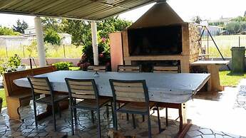 Simple Apartment a3 for 5 Guests in Vrvari, Close to the Beach