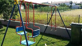 Beautiful Family Apartment a5 for 5 Guests in Vrvari, Close to the Bea